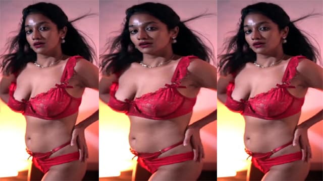 Hot Lavanya Manickam Actress Teasing In Tiny Bikini